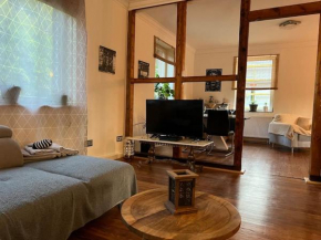 Sandys Cozy Stone Cottage